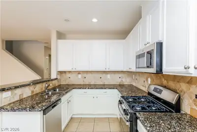 9308 Clear Day Lane, Las Vegas, NV 89178 Kitchen