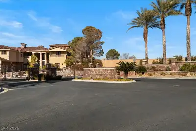 48 Rue Mediterra Drive, Henderson, NV 89011 Front of Structure