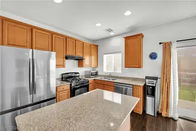 4521 Sonoma Sunset Court, Las Vegas, NV 89130 Kitchen
