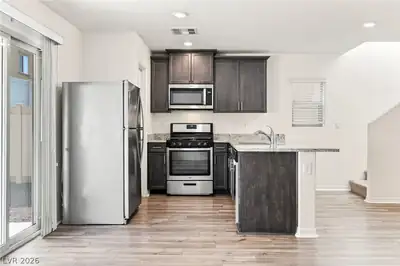 6494 Kimberly Avenue, Las Vegas, NV 89122 Kitchen