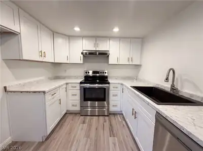 1701 East Katie Avenue 83 Kitchen