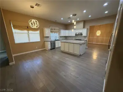2381 GOLDFIRE Circle, Henderson, NV 89052 Kitchen