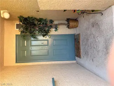 830 Cozette Court 206 Entry