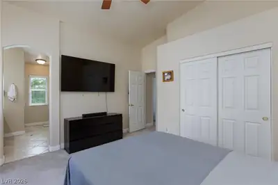 8780 Horizon Wind Avenue 102 Bedroom