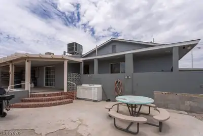 5185 Sun Valley Drive, Las Vegas, NV 89122 Patio