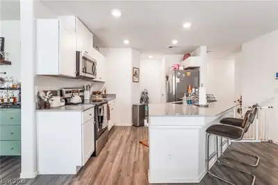 7850 Jupiter Sky Street 1 Kitchen