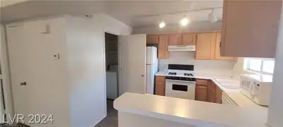 4555 SAHARA Avenue 252 