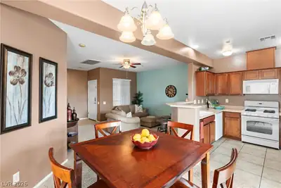 6868 Sky Pointe Drive 2150 Dining Area