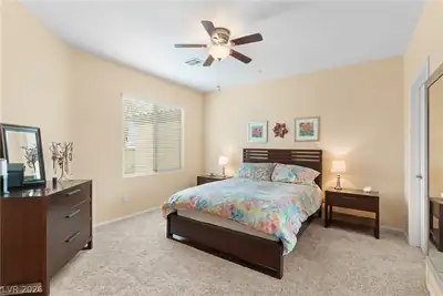 6868 Sky Pointe Drive 2150 Bedroom