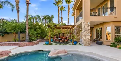 2004 Slow Wind Street, Las Vegas, NV 89134 Patio