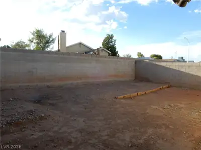 4431 Honeydew Circle Yard