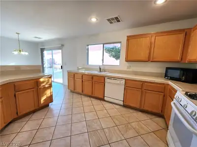 505 Bernini Street, Las Vegas, NV 89144 Kitchen
