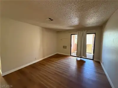3151 Soaring Gulls Drive 1208 Living Room