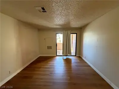 3151 Soaring Gulls Drive 1208 Living Room