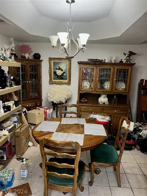 1407 Santa Margarita Street A Dining Room