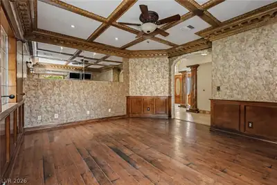 1101 Iolite Court Living Room