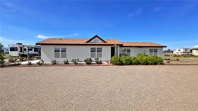 2860 South Rainbow Avenue Pahrump, NV 89048