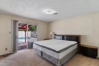 3428 Wingrove Avenue, Las Vegas, NV 89121 Primary Bedroom