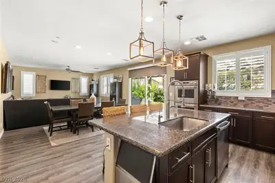 1310 Reef Point Avenue, Henderson, NV 89074 Kitchen
