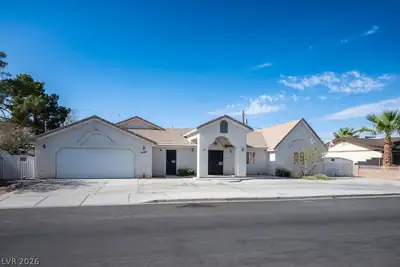 4385 Welter Avenue Las Vegas, NV 89104
