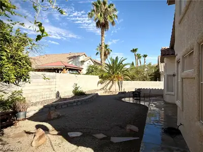 1271 Autumn Wind Way, Henderson, NV 89052 Yard