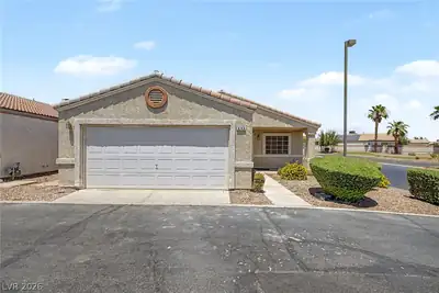 5145 Midnight Oil Drive Las Vegas, NV 89122