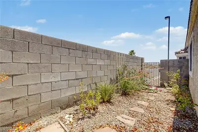 5145 Midnight Oil Drive Yard