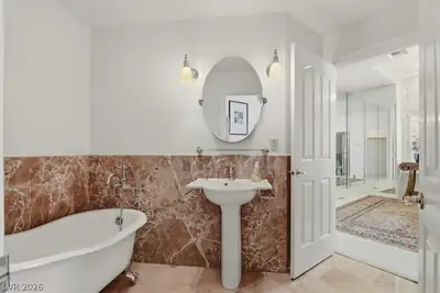 1888 Woodhaven Drive, Henderson, NV 89074 Primary Bathroom