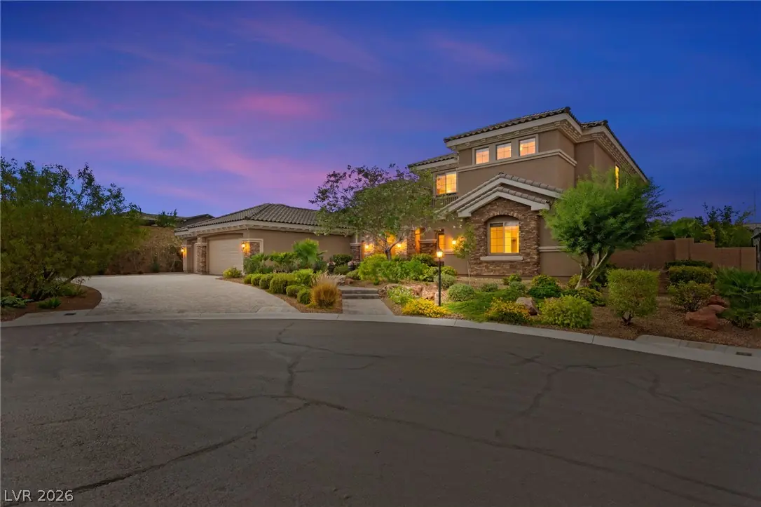 9896 Cathedral Pines Avenue, Las Vegas, NV 89149