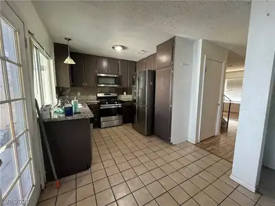 3173 Marsford Place, Las Vegas, NV 89102 Kitchen