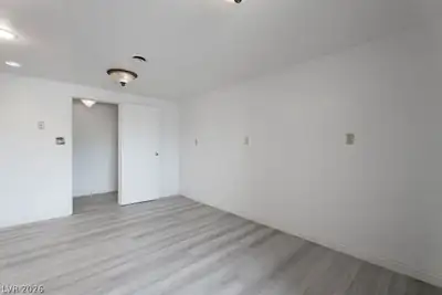 5185 Sun Valley Drive, Las Vegas, NV 89122 Bedroom