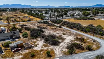 5241 Oakridge Avenue Pahrump, NV 89048