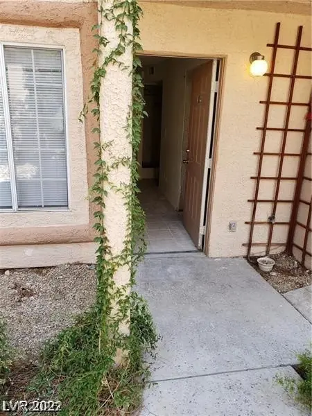 1608 North Torrey Pines Drive 103