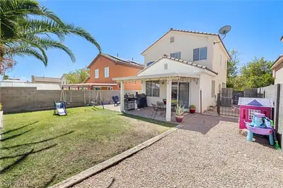 9408 Tall Wood Lane, Las Vegas, NV 89129 Yard