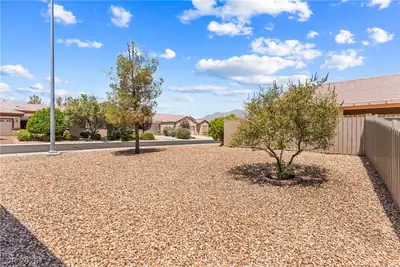 2724 Cornish Hen Avenue, North Las Vegas, NV 89084 Yard