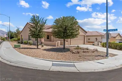 2724 Cornish Hen Avenue, North Las Vegas, NV 89084 Front of Structure