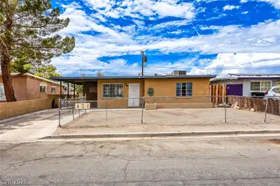 421 Stanford Street Las Vegas, NV 89107