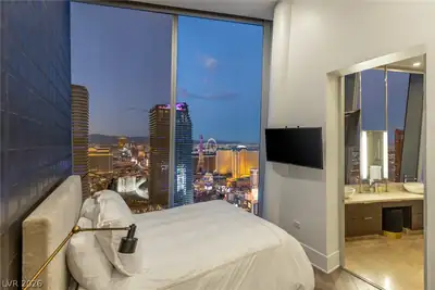 3726 Las Vegas Boulevard 3601 Bedroom