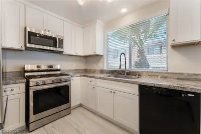50 Belle Point Avenue, Las Vegas, NV 89123 