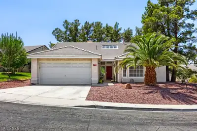 205 Glacier Drive, Henderson, NV 89074 Front of Structure