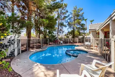 205 Glacier Drive, Henderson, NV 89074 Pool