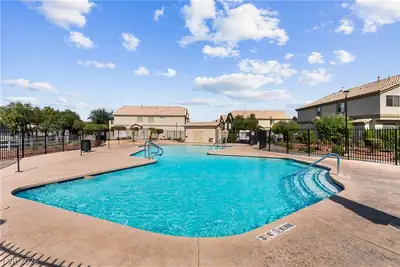 6366 Lorne Green Avenue 101 Pool