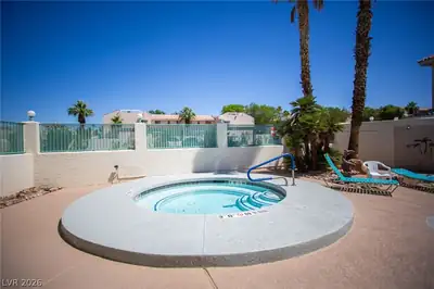 3550 Bay Sands Drive 3080 Pool
