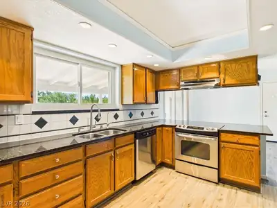 881 East Calvada Boulevard Kitchen