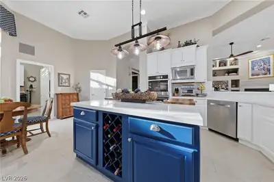 9253 Canyon Mesa Drive, Las Vegas, NV 89144 Kitchen