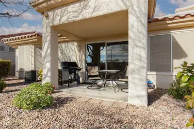 10627 Mission Lakes Avenue Patio