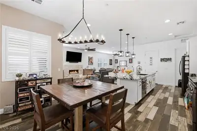 417 Honeybrush Avenue Dining Area