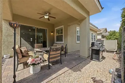 417 Honeybrush Avenue Patio