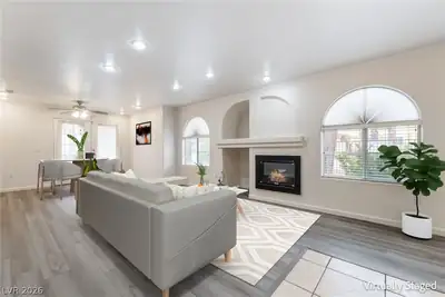 7950 West Flamingo Road 1178 Living Room
