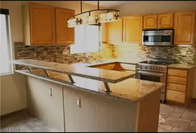 695 Jane Eyre Place, Henderson, NV 89002 Kitchen